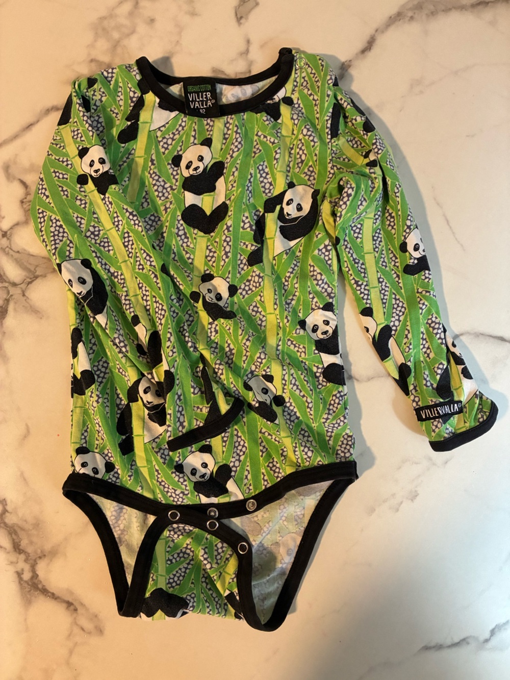 VillerValla Organic Cotton Green Panda Bamboo Print Long-Sleeve Bodysuit